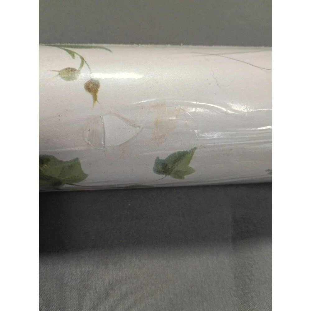 Chesapeake Solid Wallcovering Wallpaper Floral Design Pattern #WQ6403-2